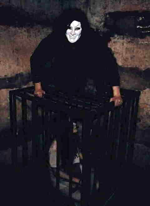 Картинка квеста - Хостел. Подвал пыток